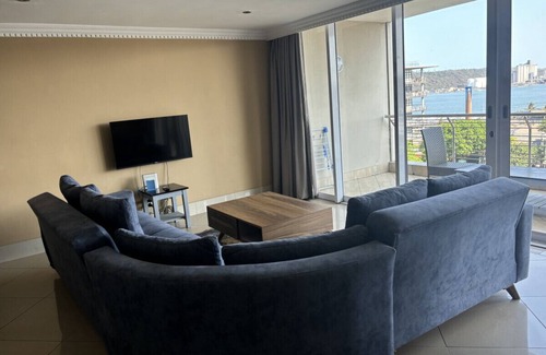 Durban Point Apartment | Stunning Sails on Point G502