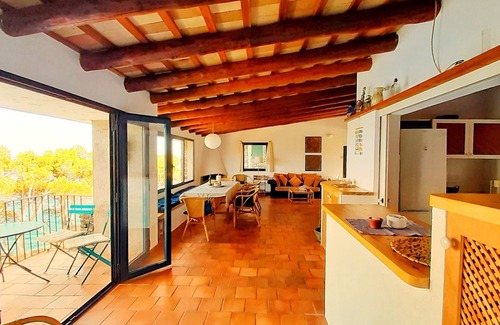 Cadaques House | Stunning Seaside House