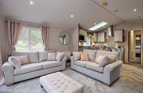 Letham Grange Cabin | Stunning Sheraton in Arbroath