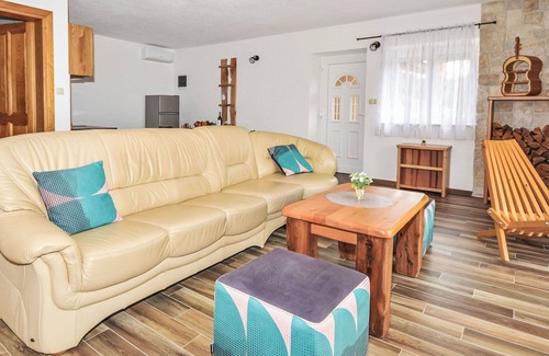 Karlobag House | Stunning villa for 4 guests with A/C, WIFI and terrace