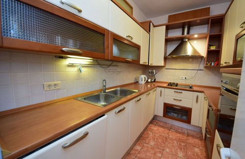 Zrnovnica House | Stunning villa for 8 guests with A/C, WIFI, private pool, TV, terrace and panoramic view