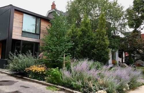 Roncesvalles Village House | Style beacon! The LightHouse @HighParkHomes .can