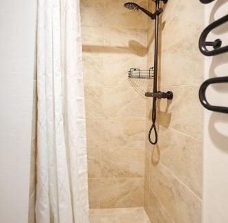 Vilnius Apartment | Stylich white salad studio near the city center