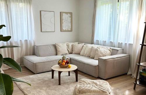 Bruchsal Apartment | Stylische Designwohnung direkt am Schloss Bruchsal mit 80 m2