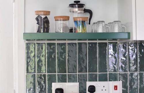 Paphos Apartment | Stylish 1/bdr central apart near the beach