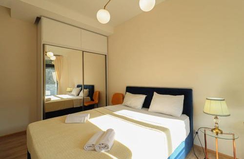 Vera Apartment | Stylish 2BR Apartment In City Center-By Wehost