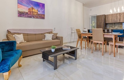 Mosta Apartment | Stylish 3BR home with large terrace in Mosta