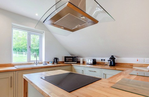 Middlezoy Cottage | Stylish and contemporary two storey cottage.