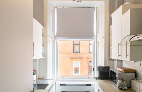 Glasgow Westend Condo | Stylish Apartment in Glasgow's West End