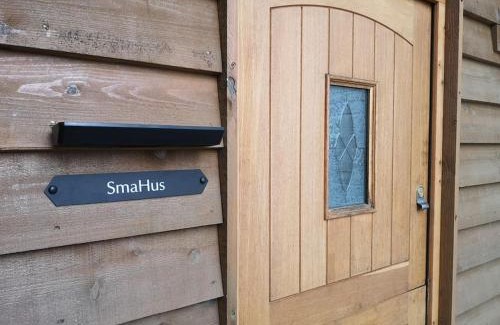 Horsham Apartment | Stylish apartment in Horsham with parking and own entrance