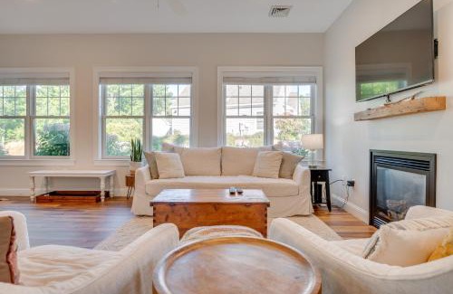 Arundel House | Stylish Arundel Cottage, 6 Mi to Dock Square!