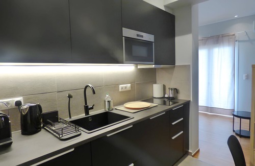 Nea Chalkidona Apartment | Stylish city studio by MPS