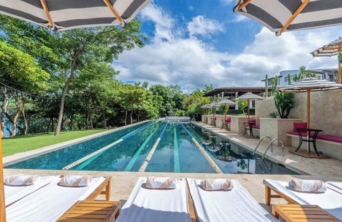 Las Catalinas Apartment | Stylish Condo in the Heart of Las Catalinas with Vibrant Design & Exclusive Beac