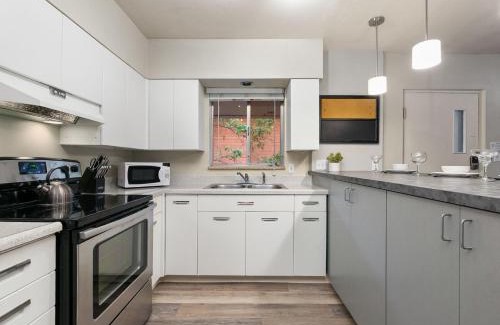 Old Town Apartment | Stylish Condo in the Heart of Old Town