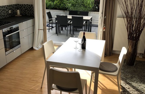 Schopfheim Apartment | Stylish, cozy 65sqm 1 bedroom - large veranda - top excursion location
