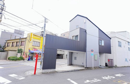 Kunitachi House | Stylish designer residence in Kunitachi City, a school town with beautiful townscape and rich nature.