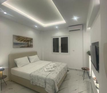 Kinosargous Apartment | Stylish Gem Close to Acropolis