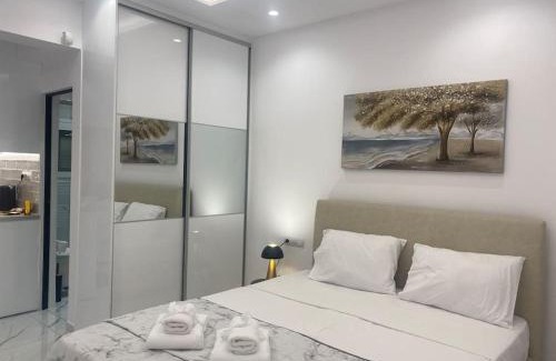 Kinosargous Apartment | Stylish Gem Close to Acropolis