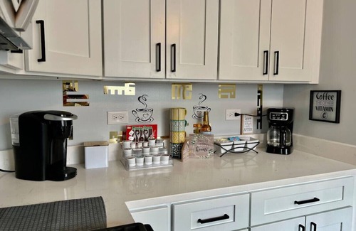 Crystal Lake House | Stylish Home for 12~Games Room~Pet Friendly