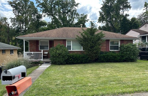 Colliers House | Stylish Home with fast Internet!