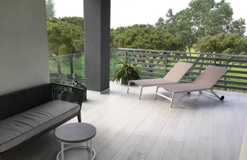 Aprilia Marittima Apartment | Stylish maritime apartment three-sided terrace dream in the nature reserve