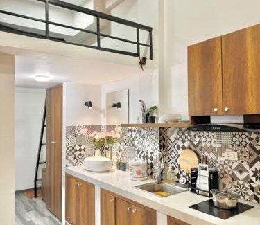 Nghia Đo Apartment | Stylish-Modern-Lakeside apartment