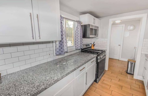 Northeast Reno House | Stylish One-Bedroom Unit with Easy Ground Access