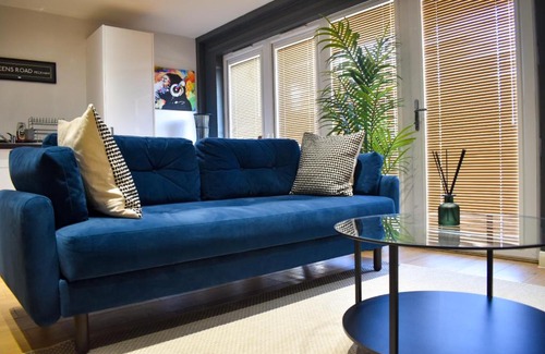 Peckham Apartment | Stylish Peckham Apartment 10 Seconds From Station