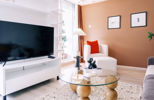 Besiktas Apartment | Stylish Retreat, 10 Min to Bebek Beach