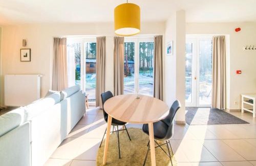 Saint-Hubert House | Stylish Retreat with Sauna