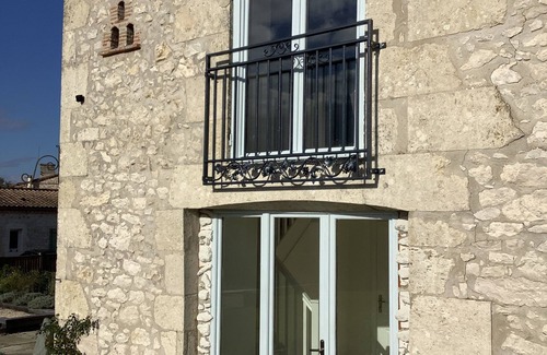 Loubezs-Bernac Apartment | Stylish self-contained gite within lovely village house