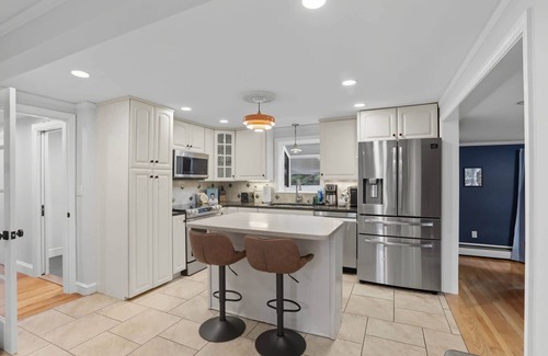 Stoneham House | Stylish Stoneham Getaway Playground Game Room