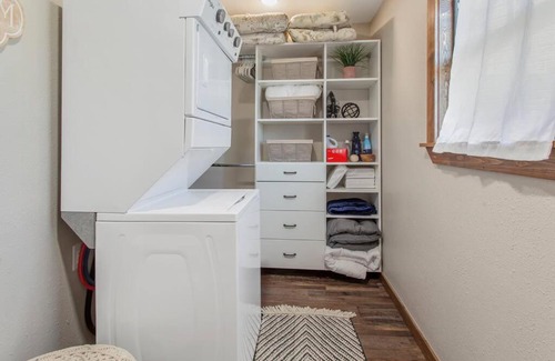 Butte Apartment | Stylish Uptown Butte Condo - 632