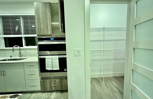 Maple Valley House | Stylish Villa: Newly built graceful house