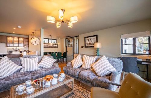 Dartmouth House | Stylish Waterfront Home With River Dart Views