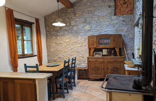 Stellanello House | Stylishly renovated natural stone house with garden and terrace 20 minutes from the beach