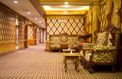 New Bagan Hotel | Su Tine San Royal Palace Hotel