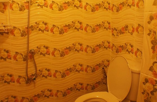 Khu Khot Hotel | Suansin Art Garden