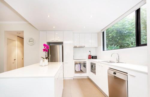 Subiaco Apartment | Subiaco Rooftop on Sheen