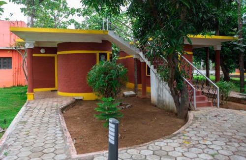 Urapakkam Hotel | Sugam Resort & Convention Centre