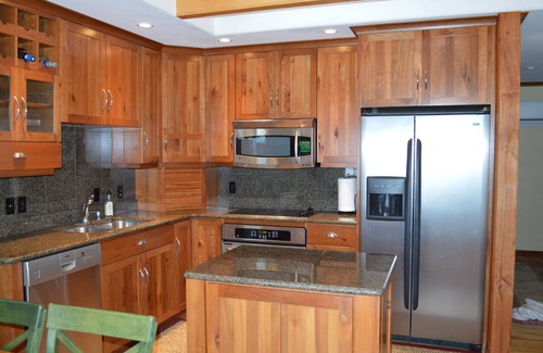 Athelstane House | Sugar sand beach on crystal clear lake, 4 bedroom house with fireplace