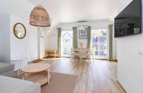 Sventoji Apartment | SugarDunes APT- 1minToTheBeach, AC & Parking, by Cohost