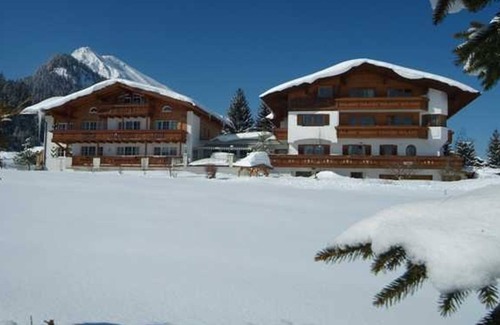 Tannheim Apartment | Suite Edelweiß - Landhaus Sammer