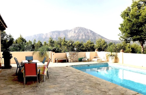 Tarraula Apartment | "Suite Granota" In the middle of nature and very quiet location