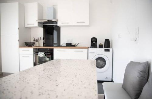 Osny Apartment | Suite POP 92 proche gare, stade de France, Parking