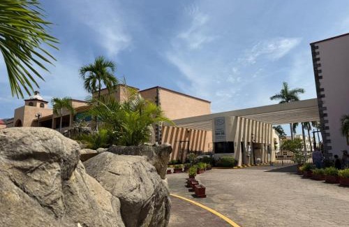 Granjas del Marques Apartment | Suite Villas Palmas Diamante