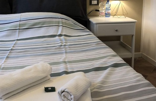 Rozzano Apartment | Suites Mansion