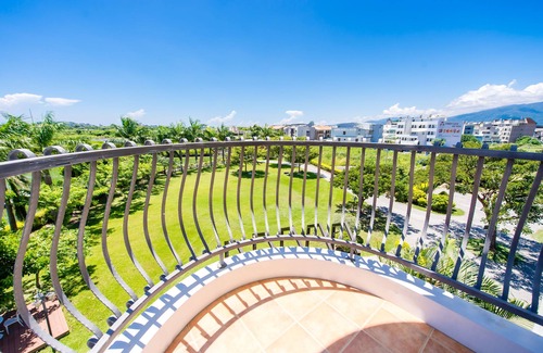 Taitung Bed & Breakfast | Summer Garden B&B