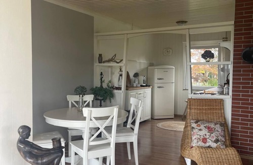 Rhein-Lahn-Kreis District House | Summer house by the forest