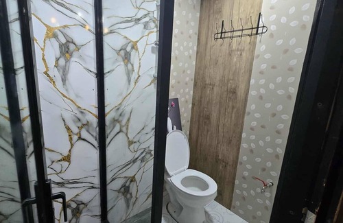 Digos City Apartment | Summer house is a cozy bunk bed apartment that is good for family or friends.